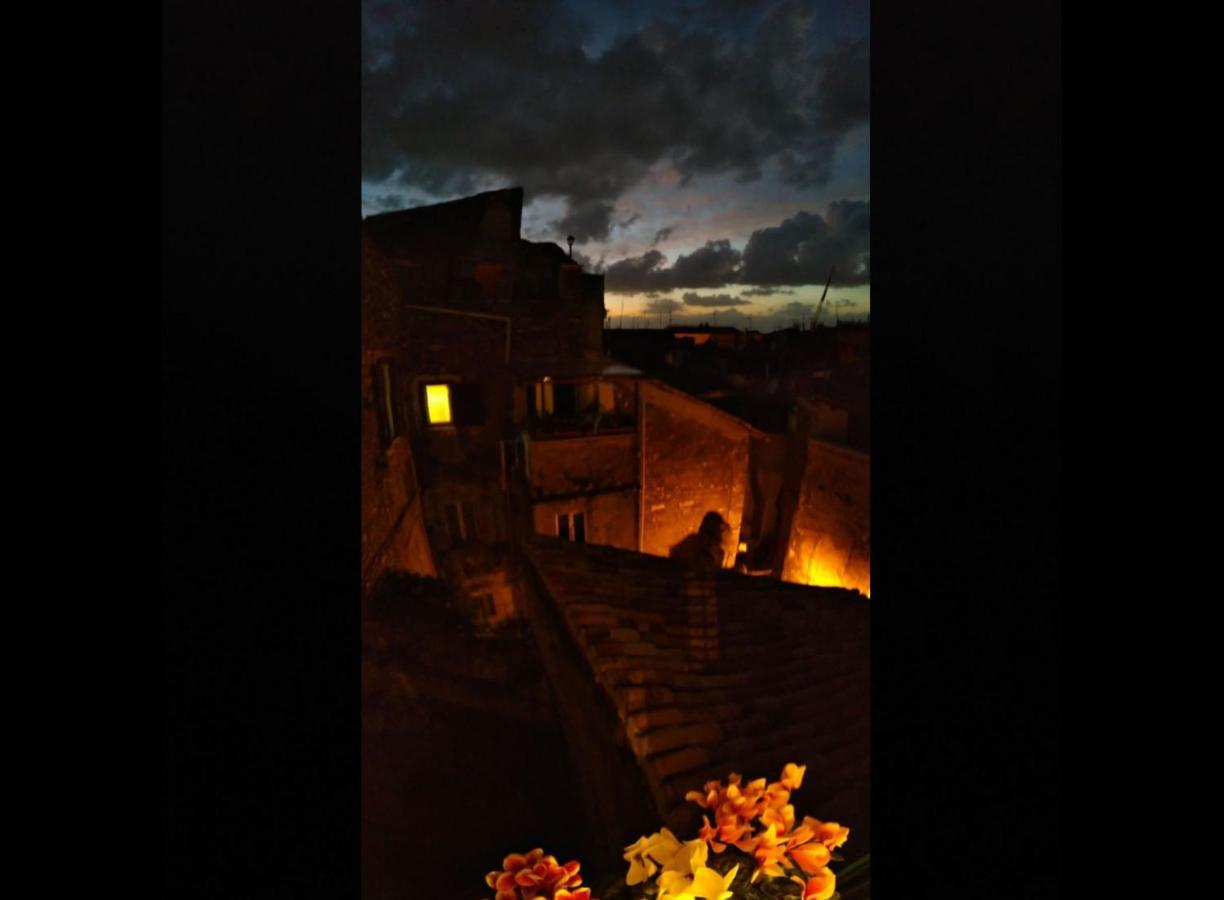 Tivoli Old Town - Casa Nel Quartiere Medioevale Exterior foto
